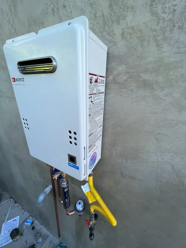 Tankless water heater installation for Montserrat homes
